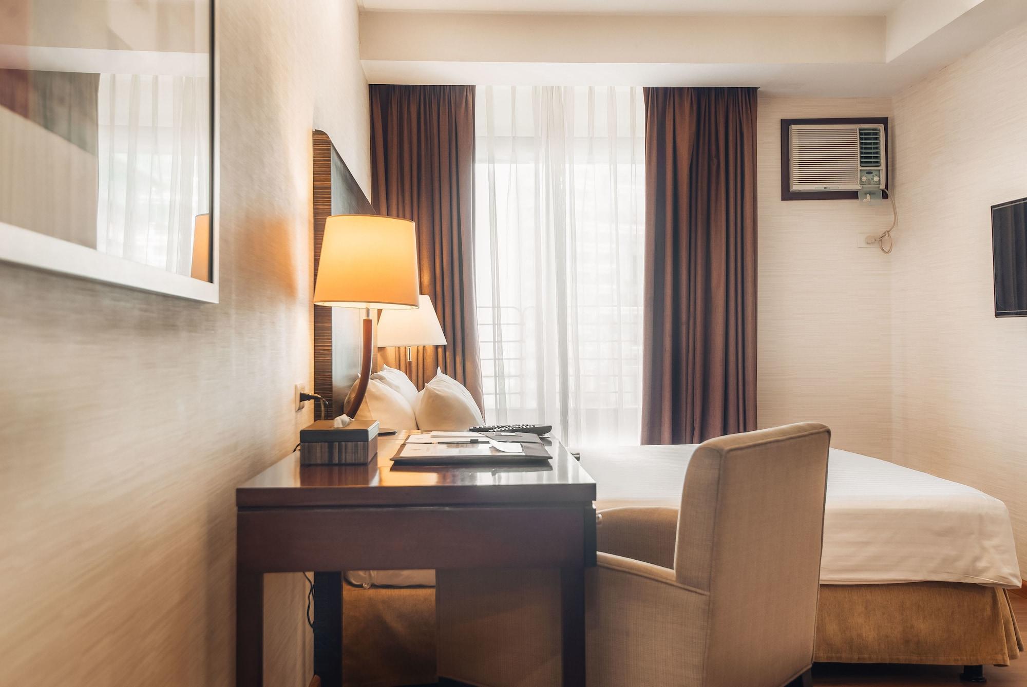 Best Western Antel Spa Hotel Suites Makati City Exterior photo