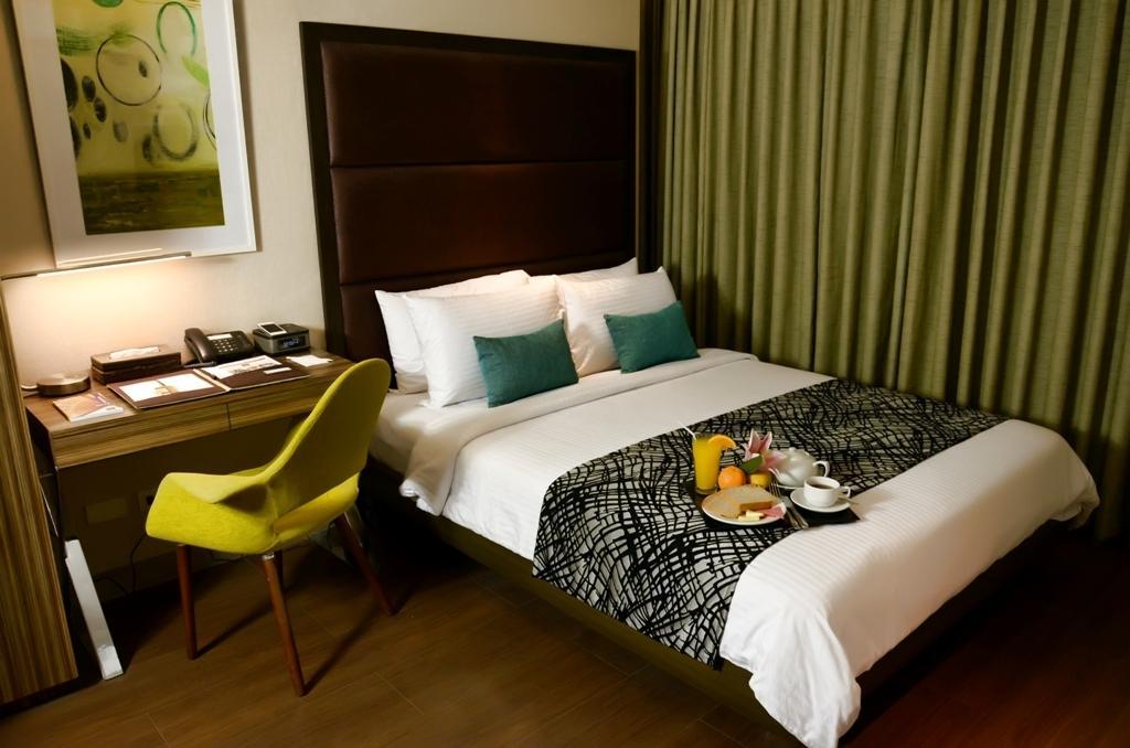 Best Western Antel Spa Hotel Suites Makati City Exterior photo